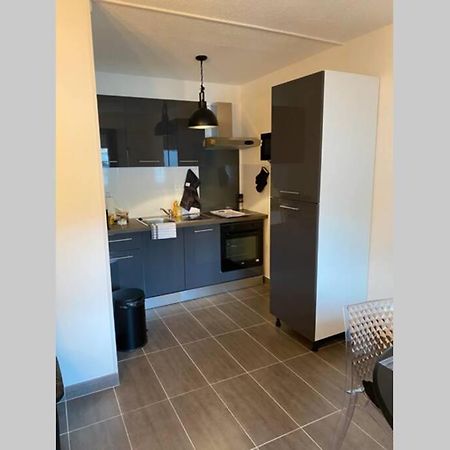 Le 12 Du Temple - Plein Coeur Centre Ville, Residence Privee, 5Mn Gare Sncf, Wifi Et Netflix 尼奥尔 外观 照片